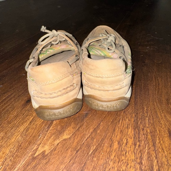 women’s Sperrys size 9 - Picture 3 of 3